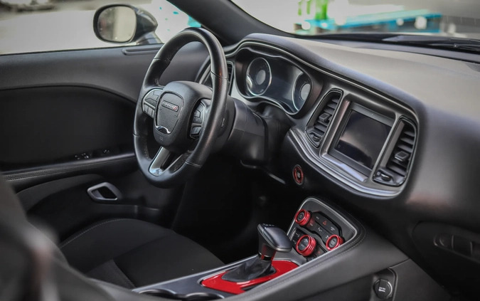 Dodge Challenger cena 124900 przebieg: 76963, rok produkcji 2019 z Olsztyn małe 436